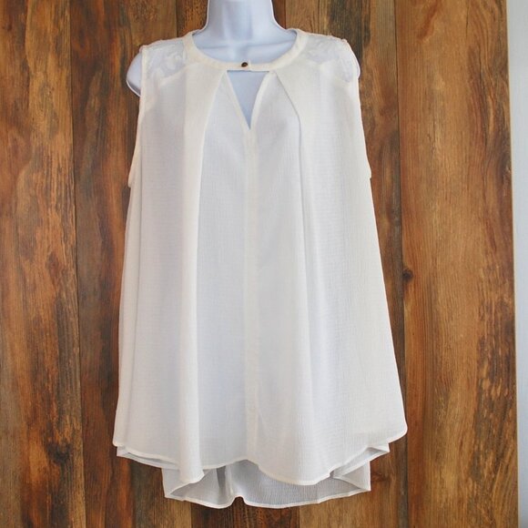 umgee Sleeveless Blouse White Flowy Size Small - Picture 1 of 4